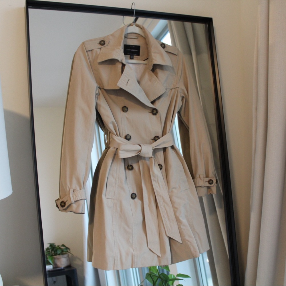 LUCKY BRAND TRENCH COAT - NEVER WORN